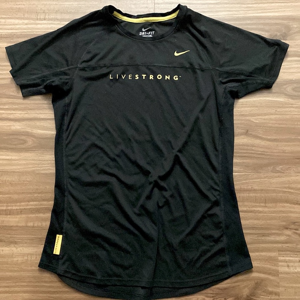 Women’s medium Nike Livestrong Dri-fit tshirt